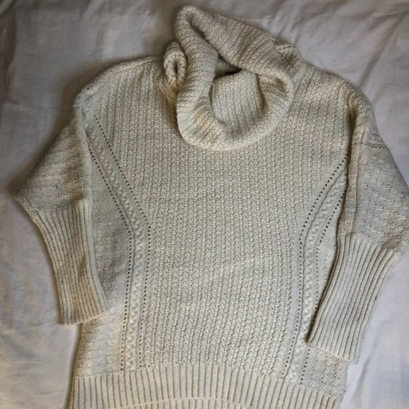 White Warm Knitted Oversized Sweater Turtleneck - Picture 9 of 11